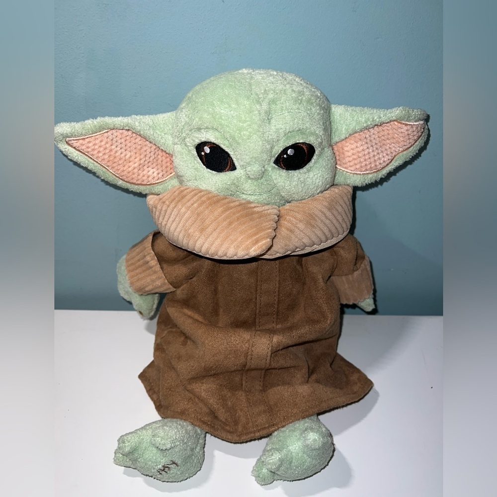Scentsy Buddy Star Wars The Mandalorian Grogu Baby Yoda Plush Toy